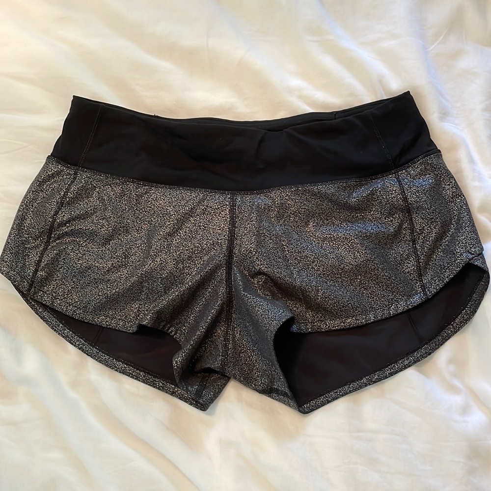 Lululemon Speed up 2.5” Shorts